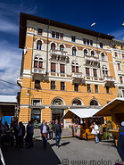 34 St Antonio Nuovo square