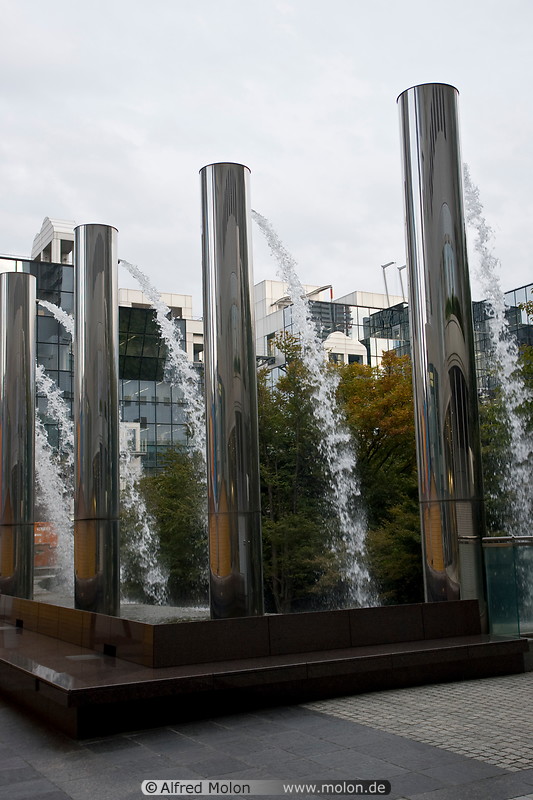 19 Fountain with metal cylinders