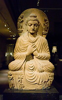 23 Buddha statue