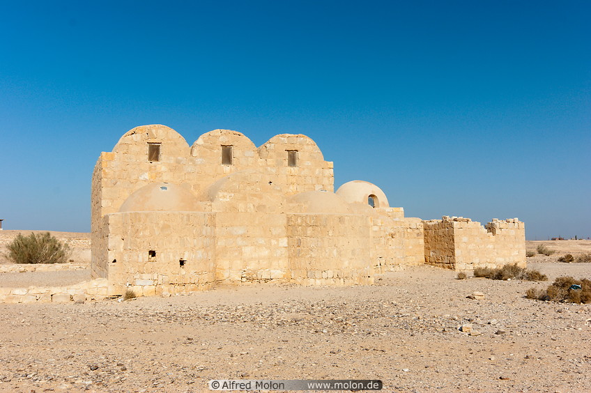 03 Qusayr Amra desert castle