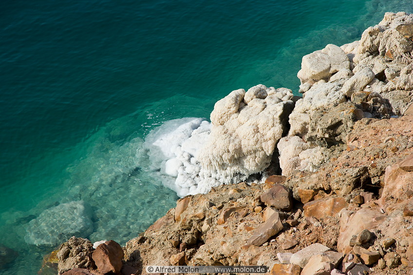 12 Salt formations along the coast