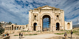 02 Hadrians arch