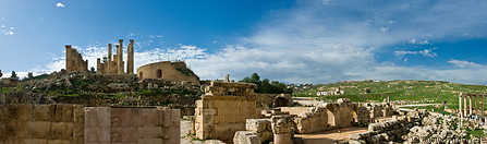 07 Panorama of ruins