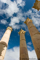 36 Corinthian columns