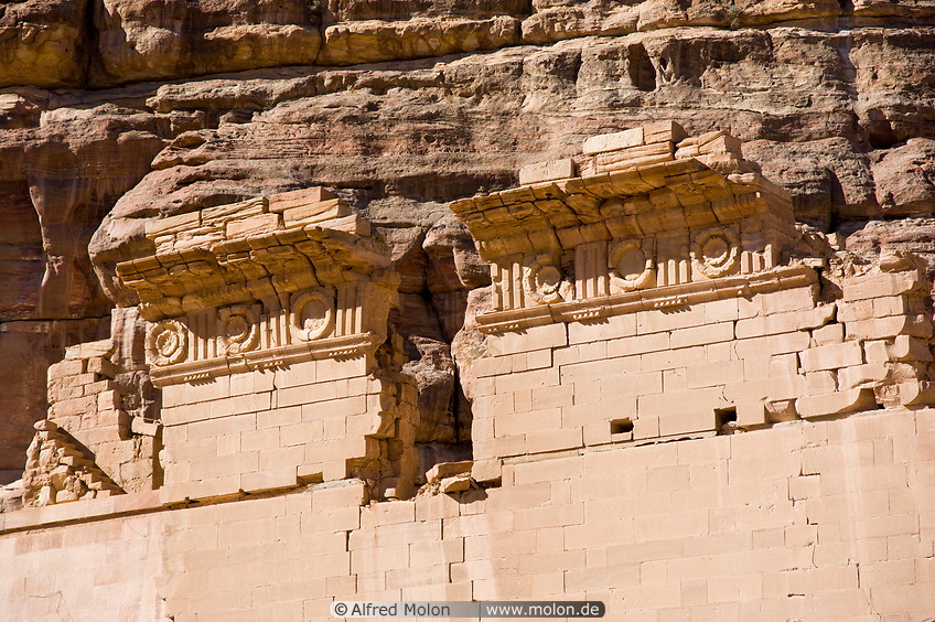 17 Qasr Al-Bint temple of Dushares facade