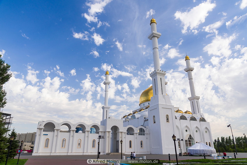 06 Nur Astana mosque