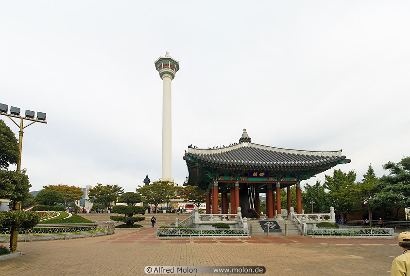 16 Yongdusan park