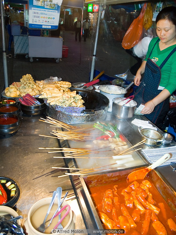 05 Food stall