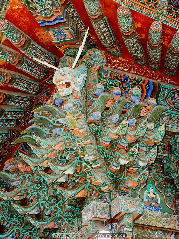 12 Roof detail with colourful decorations