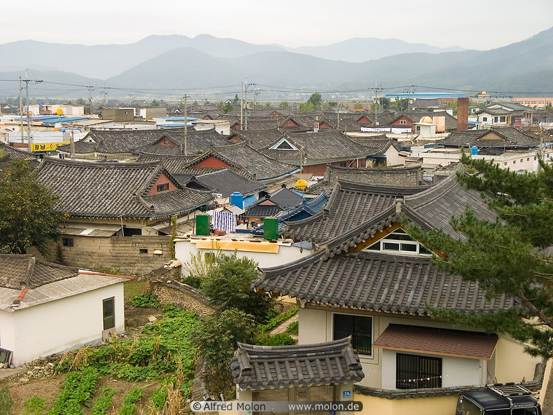 16 Roofs of Korean houses