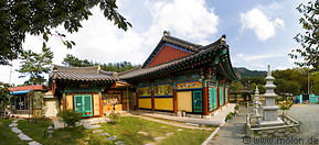05 Korean Buddhist temple