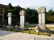 06 Turtle stone monuments of Silla kings