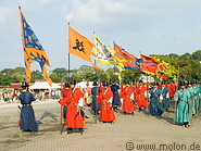 03 Palace guards and colourful flags