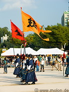05 Palace guards and colourful flags