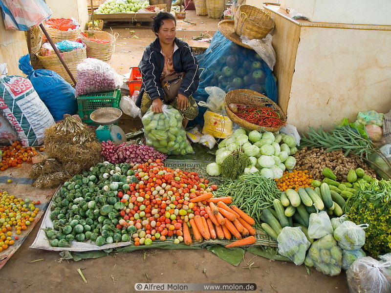 23 Vegetables vendor