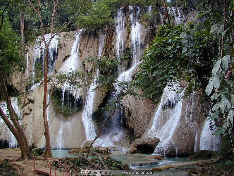 07 Waterfalls during the dry season