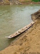 02 Boat in Nam Khan river