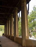 11 Corridor and columns