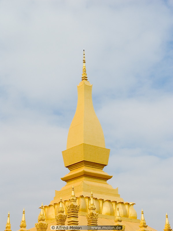 22 Central stupa