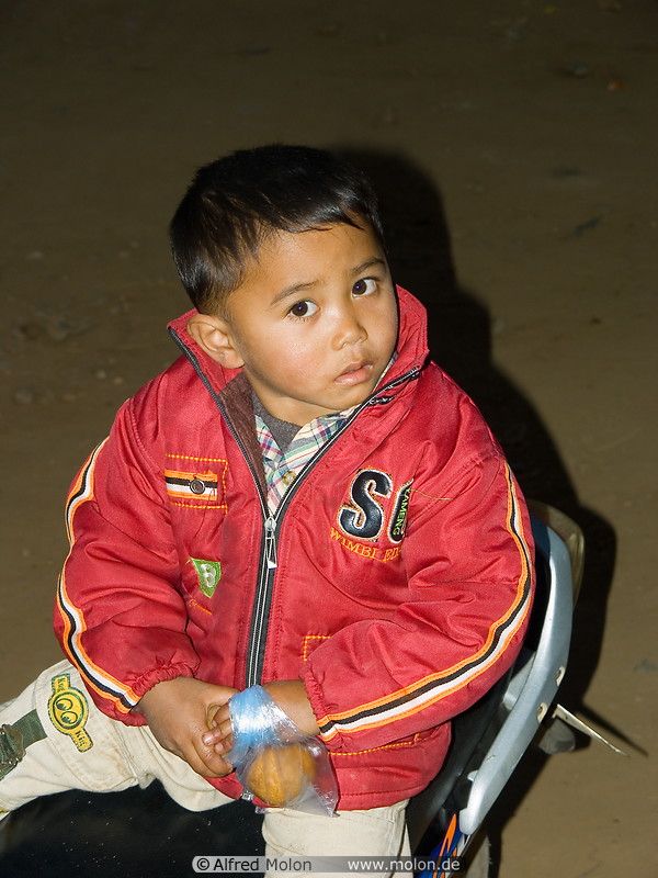13 Lao boy with red jacket