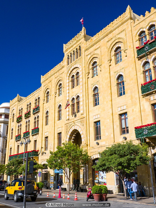 09 Beirut city hall