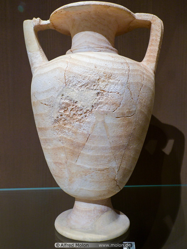 29 Alabaster amphora
