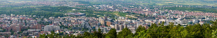 17 Panoramic view of Skopje