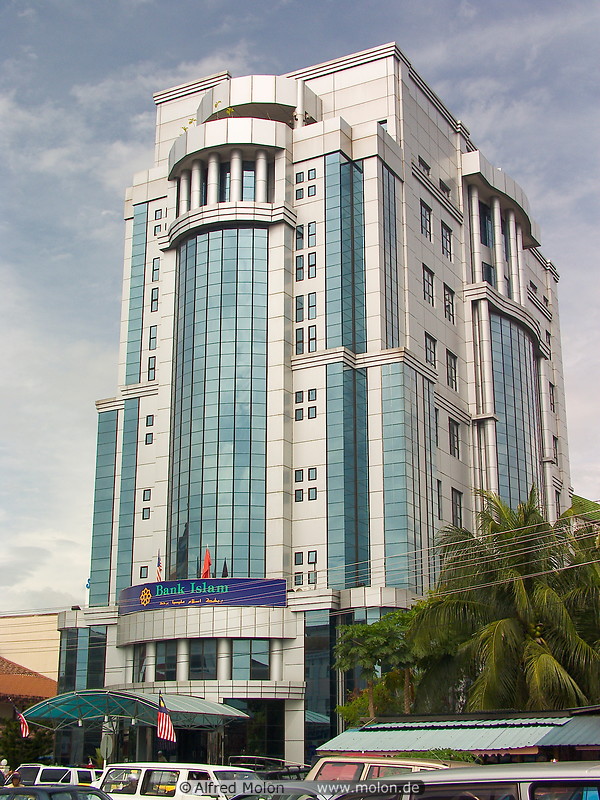 02 Bank Islam building