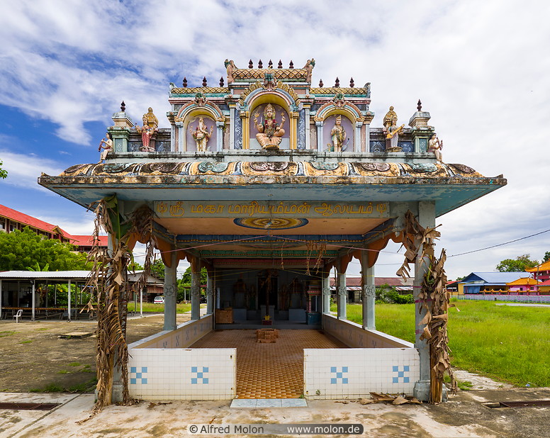27 Mariamnan Hindu temple