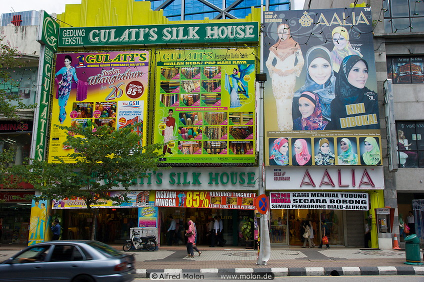 12 Clothes and fabric shops in Tuanku Abdul Rahman street