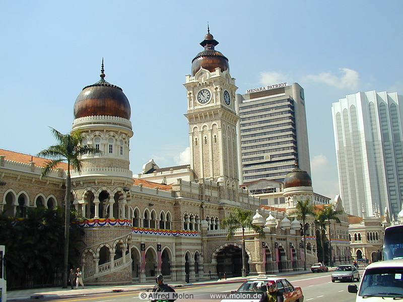 11 Sultan Abdul Samad building