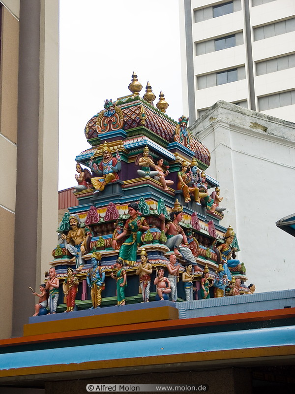 18 Roof detail decorated with statues of Hindu gods