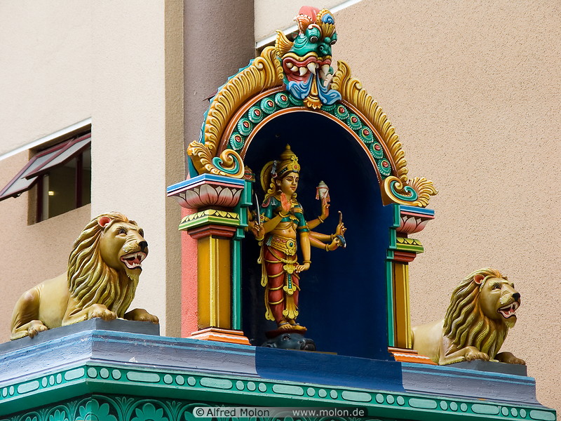 21 Statues of lions and Hindu goddess