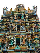 05 Roof detail decorated with gods and goddesses statues