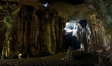 06 Simud Hitam cave interior