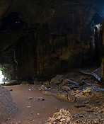 10 Simud Hitam cave interior