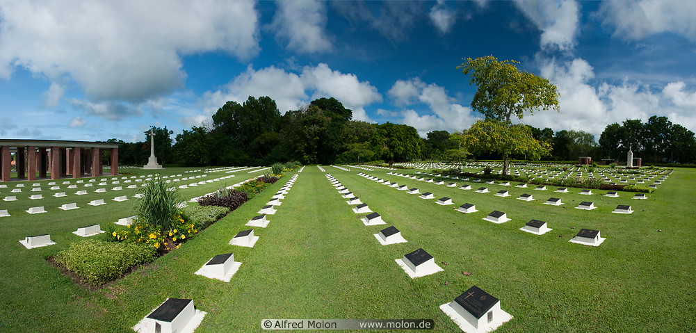 06 Graves in the cemetery