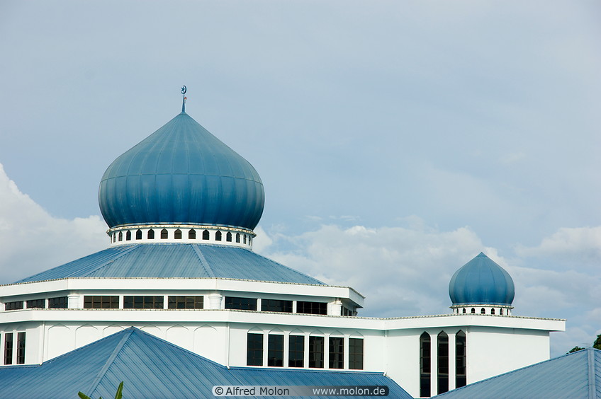 25 Blue mosque