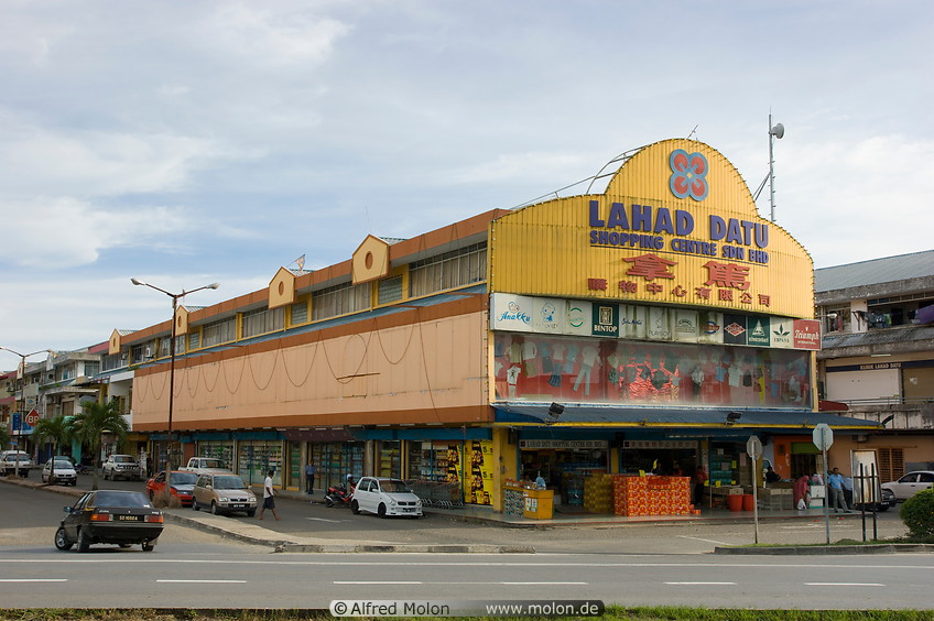 26 Lahad Datu shopping centre