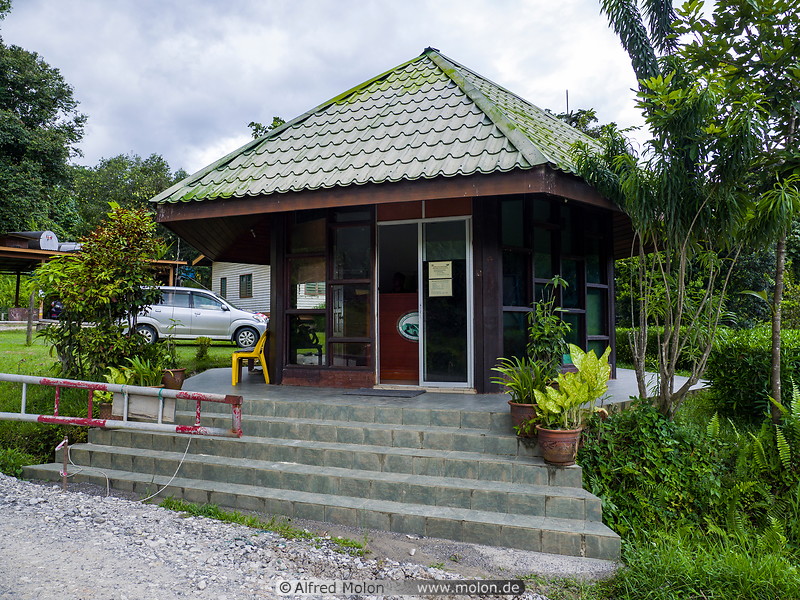 01 Maliau basin reception information building