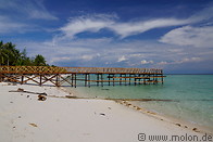 07 Beach with wooden jetty
