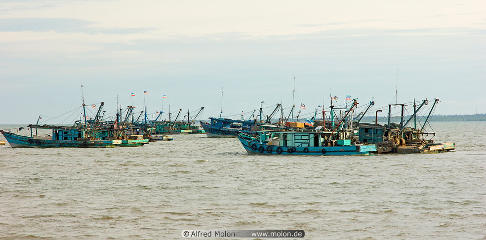 19 Fishing boats anchored in the bay