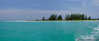 Pulau Kalampunian Besar photo gallery  - 13 pictures of Pulau Kalampunian Besar