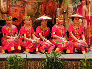 05 Sarawak show