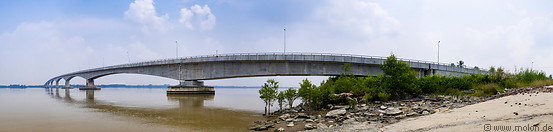 02 Bridge over Batang Sadong river