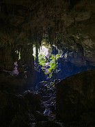 35 Niah cave
