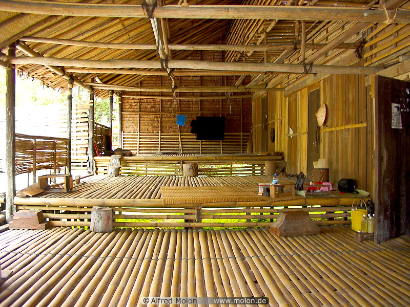 08 Bidayu longhouse