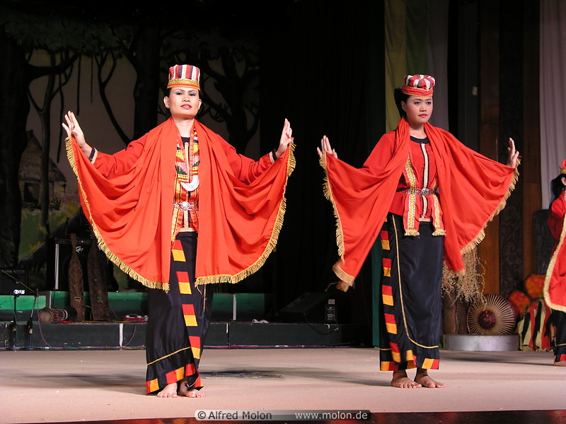 43 Sarawak dance performance