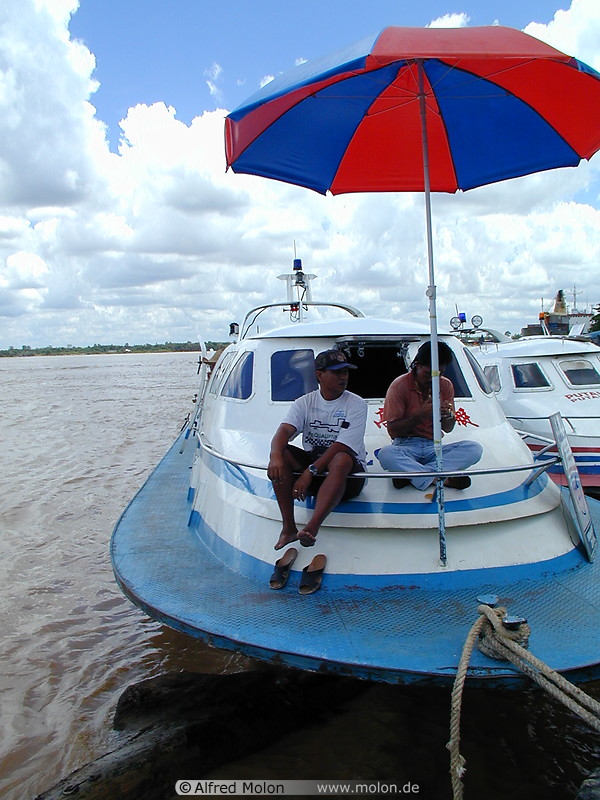 08 Speedboat on Rejang river