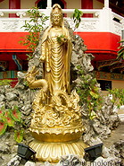 18 Tua Peh Kong statue